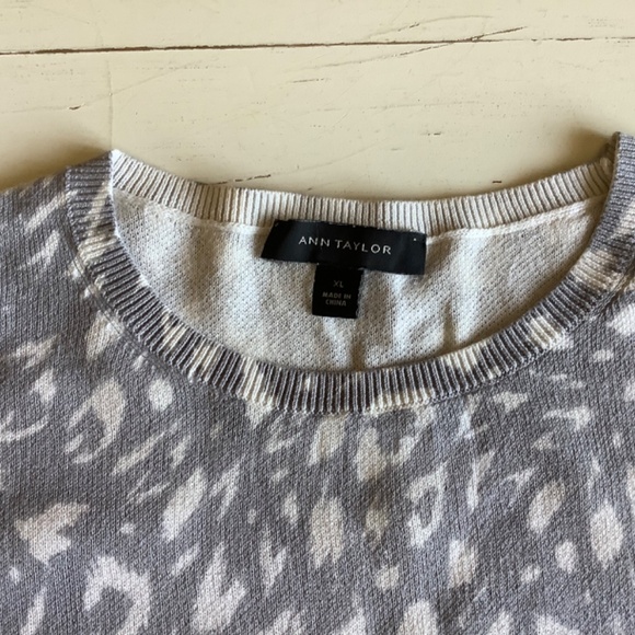 Ann Taylor gray white 100% Cotton lightweight Crew neck sweater XL - Picture 2 of 7